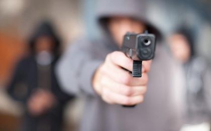 Imagen de Cerca de 20 pasajeros de un bus fueron atracados en la vía Medellín-El Santuario