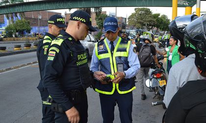 ‘Plan centro’: 170 policías y agentes de tránsito garantizarán la tranquilidad en el centro de Cali durante la temporada decembrina