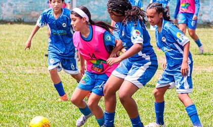 El XVII Torneo Nacional de Fútbol Femenino entra en su fase decisiva en Palmira
