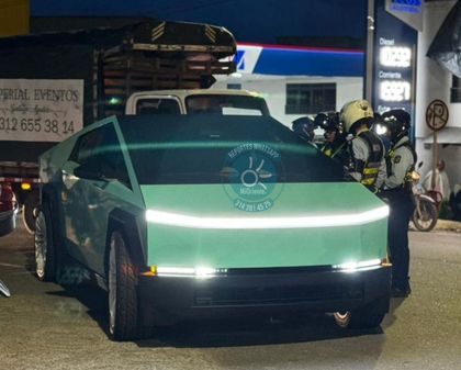 Imagen de  Agentes de tránsito de El Peñol inmovilizaron la Cyber Truck, ¿por qué?