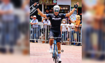 Imagen de Bernardo Suaza, de El Retiro, se impuso en la tercera etapa de la Clásica de El Carmen