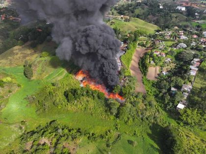 Imagen de  Balance del voraz incendio en Rionegro: cuatro viviendas inhabilitadas y 10 residentes afectados
