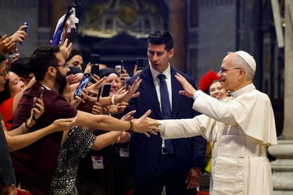 Imagen de  Papa León XIV pide a los “influencers” católicos que lleven la paz a las redes sociales