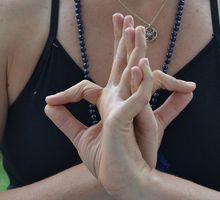 Los mudras mejoran las habilidades de negociación