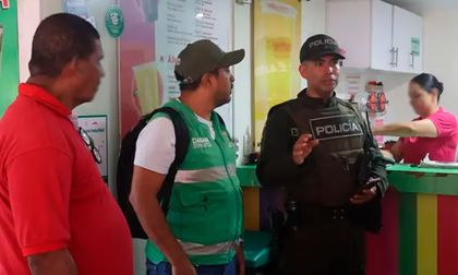 Dagma intensifica operativos en El Peñón para controlar manejo de residuos en zona gastronómica de Cali