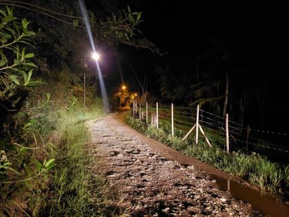 Imagen de  Inició la instalación de más de 500 luminarias LED en veredas de El Retiro