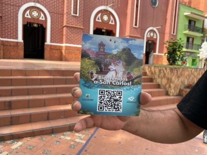 Imagen de  En San Carlos se ponen en marcha vitrinas digitales con códigos QR para consultar la oferta turística y productiva