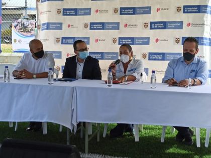DPS entregó cancha sintética y placa polideportiva en El Carmen