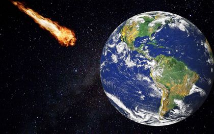 Otro visitante se aproxima a la tierra