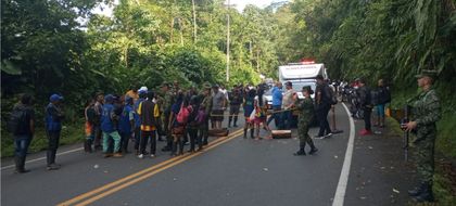 Imagen de  Comunidades bloquean tres vías en Antioquia; hay alerta en otras dos, incluyendo la Autopista