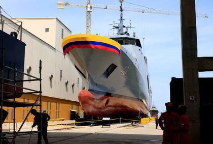 Imagen de Colombia presenta primer buque hospital y patrullera oceánica construidos en sus astilleros