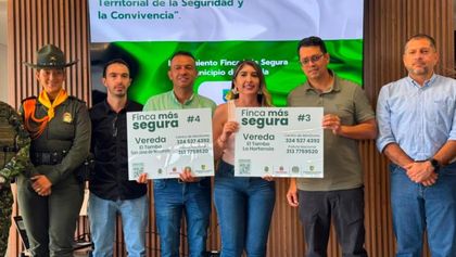 Imagen de  ¡Fincas Más Seguras! En La Ceja entregaron 24 demarcaciones y botones de pánico