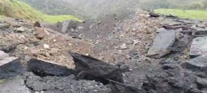 Imagen de  Cierre total en la vía Los Llanos-Tarazá por detonación de artefacto explosivo improvisado
