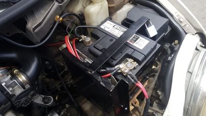 ¿Se cebaron los ladrones con los Renault Twingo en Rionego?