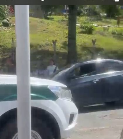Imagen de  Hombres que se enfrentaron a la policía en El Peñol llevaban droga en el vehículo