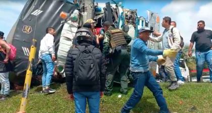 Imagen de Una persona falleció tras volcamiento de vehículo en la autopista Medellín-Bogotá