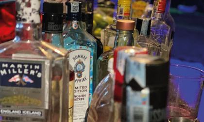 Imagen de Gobierno autoriza consumo de licor en bares y restaurantes