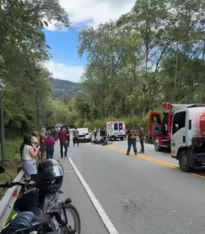 Imagen de Identificaron a víctimas de accidente en vía El Retiro-Medellín: una mujer y un hombre