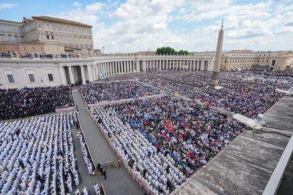 Imagen de  Misa de inicio del pontificado de León XIV contó con cerca de 200 000 asistentes