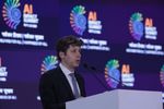 Imagen de OpenAI estudia ralentizar el desarrollo de la inteligencia artificial y espera que otros le imiten