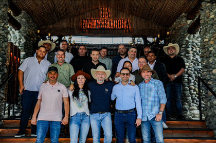 Imagen de Comunidad caballista del Oriente se une en el “Gran Paseo a Caballo” para apoyar las vías 4G en Antioquia