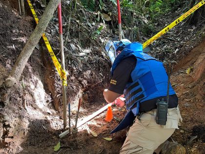 Imagen de  Vestigios de la violencia pasada: destruyeron minas antipersonales instaladas hace más de 20 años en Granada