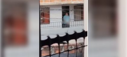 Imagen de  Capturaron a hombre en Bello por realizar actos obscenos frente a estudiantes desde su balcón