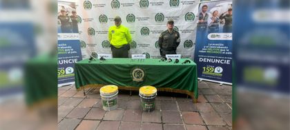 Imagen de En una encomienda, en baldes de pintura, pretendían enviar armamento desde Medellín a Urabá