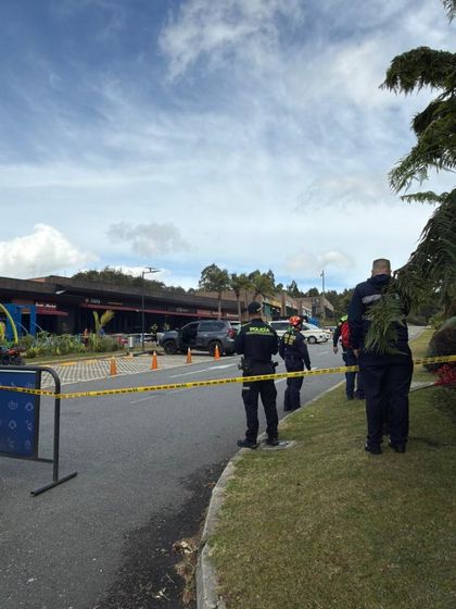 Imagen de  Homicidas de un hombre en el Alto de Las Palmas habrían abandonado el vehículo usado en el crimen. Avanza la investigación