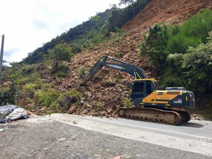Imagen de  Derrumbe en autopista Medellín-Bogotá, en San Luis: retirarlo equivaldrá a movilizar 4 285 viajes en volqueta