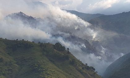 Incendio en Pichindé afecta a Cali con humo y olor a quemazón