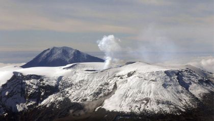 Imagen de  Posible erupción del volcán Nevado del Ruiz tendría incidencia en cuatro municipios del Oriente