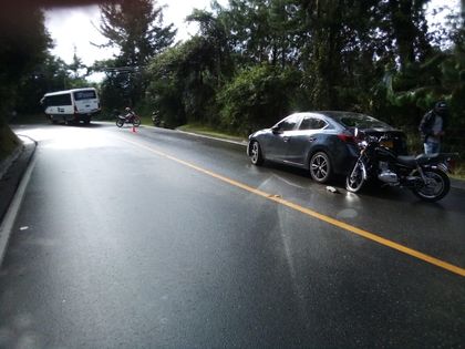 Imagen de Dos motociclistas lesionados en accidentes de tránsito en la vía La Ceja-Medellín