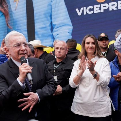 Imagen de  Álvaro Uribe respondió al ofrecimiento de Paloma Valencia para ser ministro de Defensa. ¿Aceptaría o no?