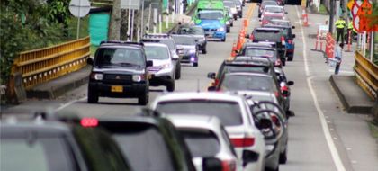 Imagen de  Proyecto de ley que regula plataformas digitales de transporte y taxis avanza en el Senado