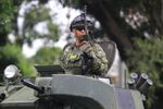 Imagen de Ofensiva militar crece en Colombia tras limitados avances de política de paz, según la FIP