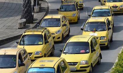 Movilización de taxistas en Cali bloqueó vías principales durante el J23