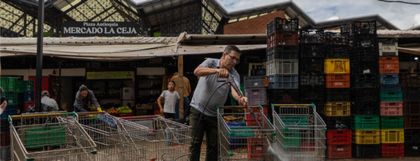 Imagen de  Comerciantes inician su regreso a la renovada Plaza de Mercado de La Ceja tras años de espera