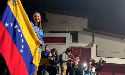 Petro debe condenar la tiranía de Maduro