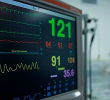 Liquidar las EPS: ¿El gobierno piensa en los pacientes?