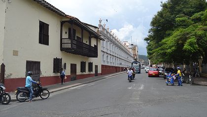 casas-fachadas-de-buga