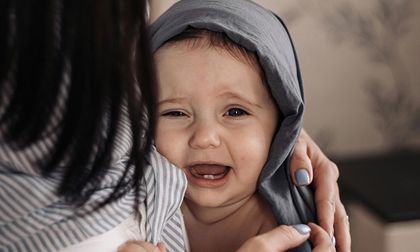 La tragedia épica del niño que no quiere bañarse
