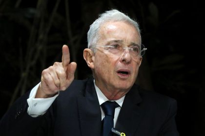 Imagen de  Expresidente Álvaro Uribe asegura que De la Espriella hará un «gobierno útil para todos los colombianos»