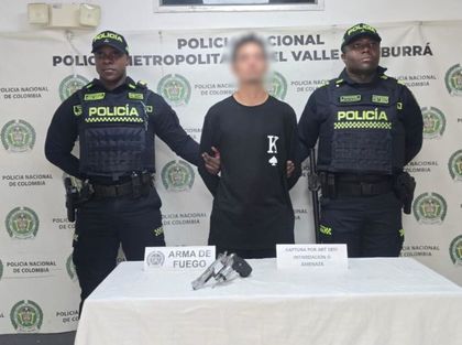 Imagen de  Capturado hombre que habría golpeado e intimidado a un taxista con un arma para robarlo en Medellín