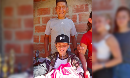 Imagen de  Niño de Granada que padece cáncer cumplió su sueño: ¡conoció a Nairo Quintana!