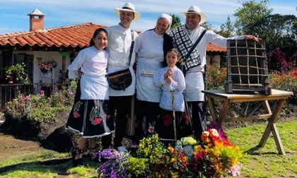 Imagen de  Tour Silletero Virtual: viva la Feria de las Flores desde su casa