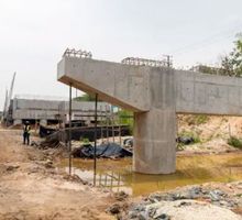 Con puentes y obras hidráulicas, la ampliación de la avenida Cañasgordas completa más de la mitad de su ejecución