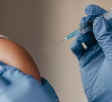 Cali refuerza la vacunación materna con la DPT acelular para proteger a recién nacidos