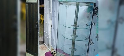 Imagen de «Le robaron toda la mercancía a mi mamá»: delincuentes saquearon un almacén en Rionegro