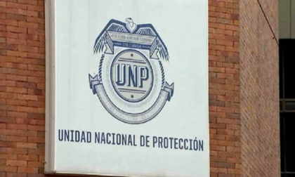 Retén ilegal en la vía Inzá- La Plata terminó con el robo de una camioneta de la UNP
